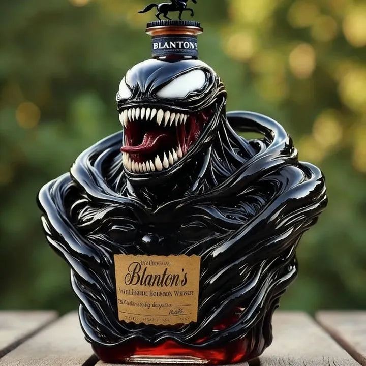 Garrafa de Whiskey - Edição Venom