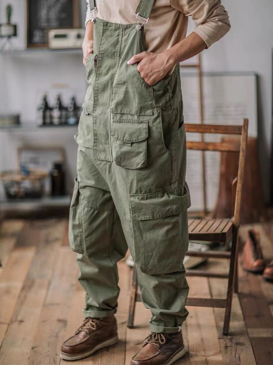 Pantalón de tirantes verde clásico