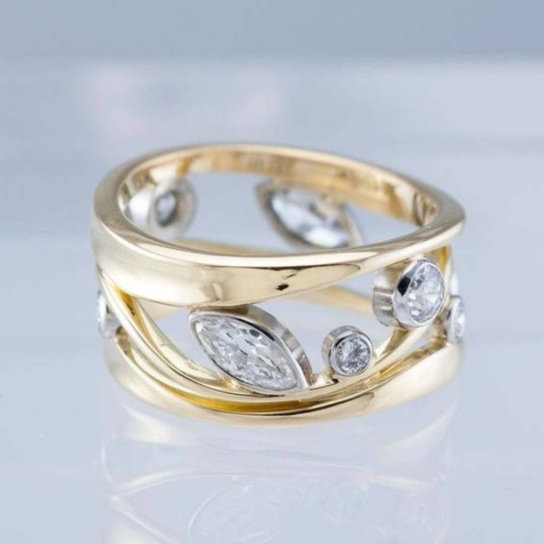 Anel em Ouro e Zircônia de Estilo Vintage