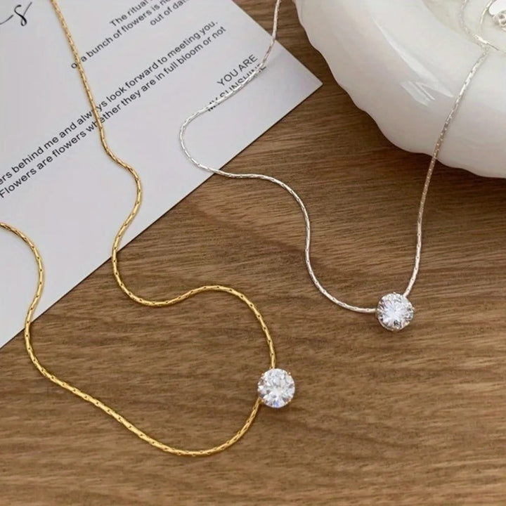Colar em pedras de moissanite Cléa