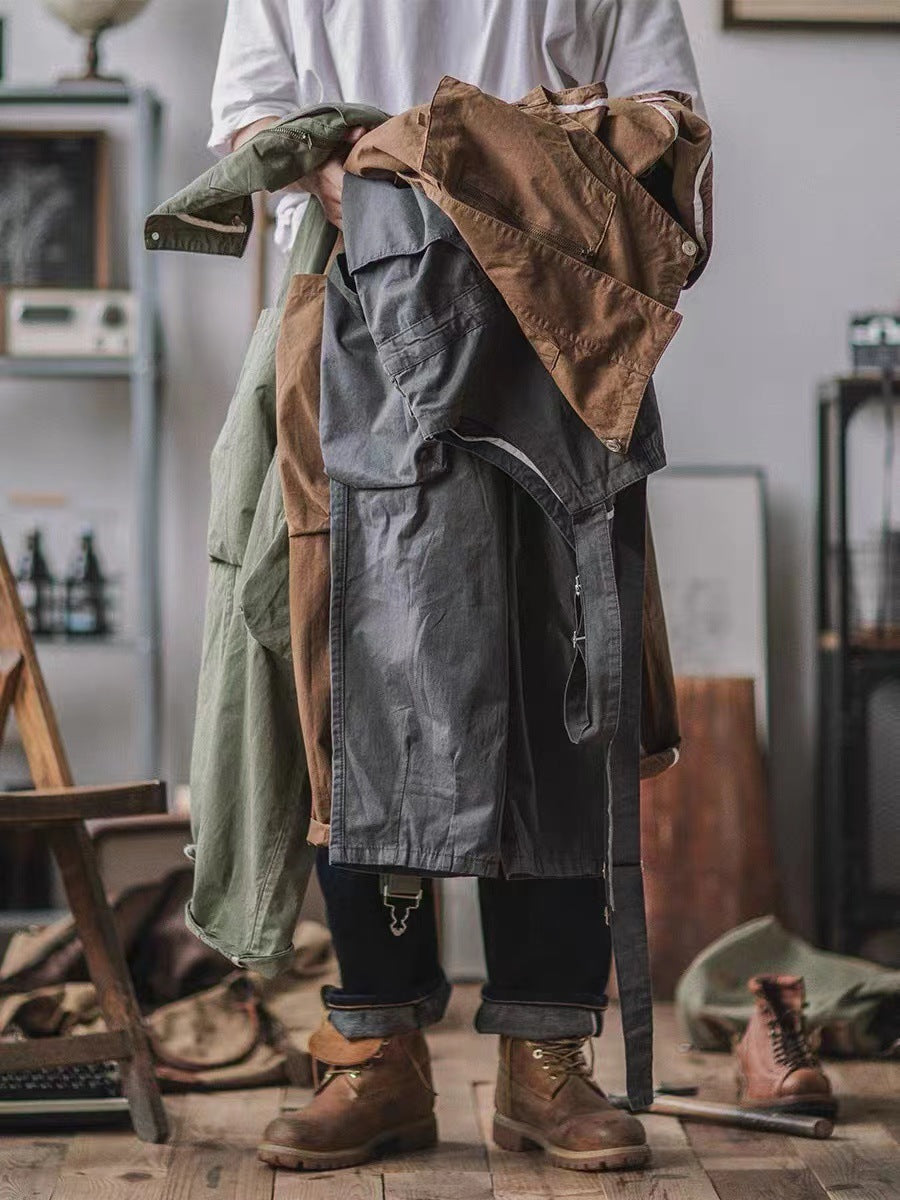 Pantalón de tirantes verde clásico