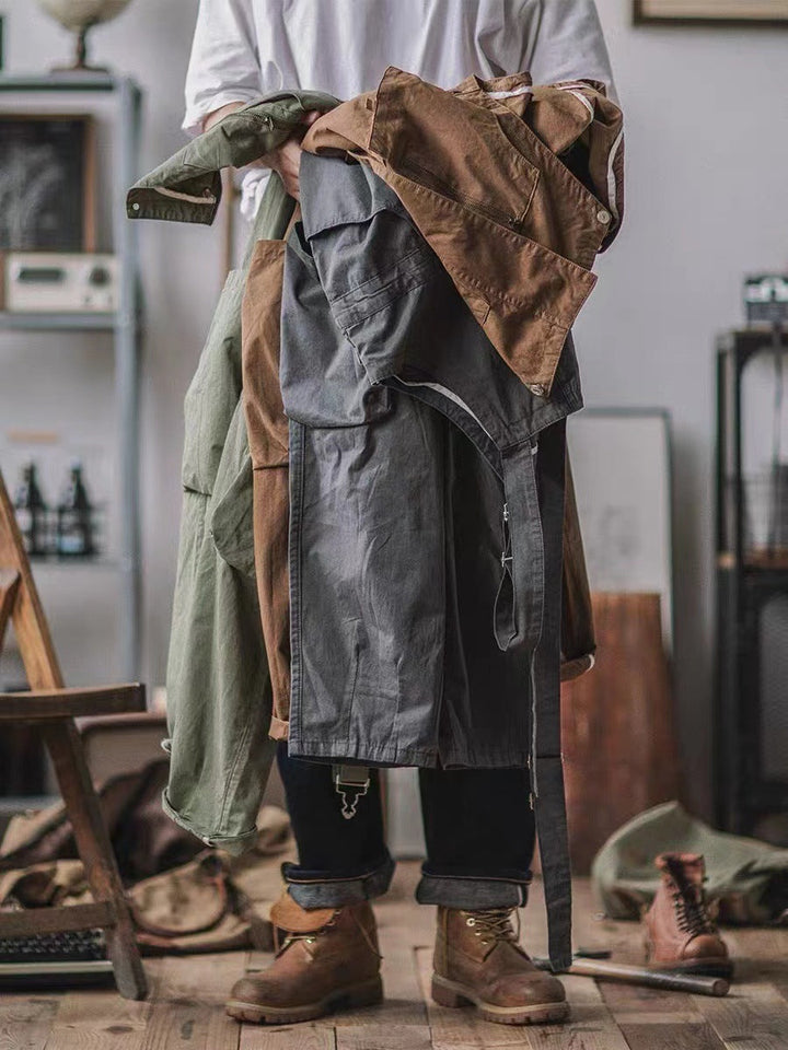 Pantalón de tirantes verde clásico