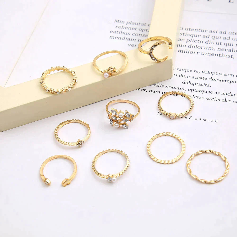Conjunto de 10 anéis boémios em prata e ouro banhado