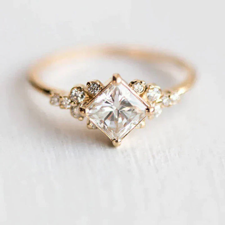 Anel em Cristal Dourado