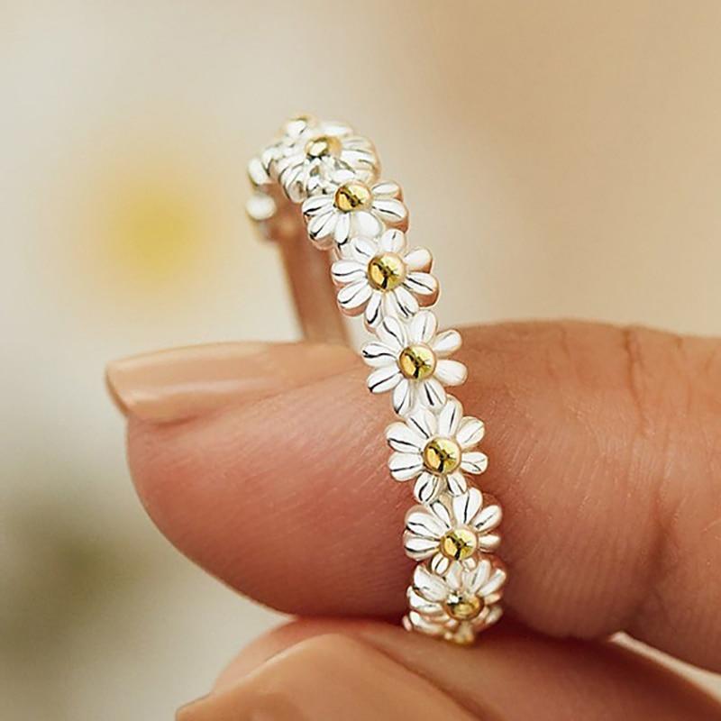 Anel Ajustável em Prata Esmalte à Mão Margarida
