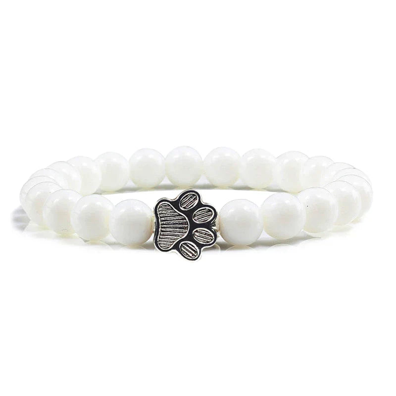 Bracelete com patas decoradas com pérolas