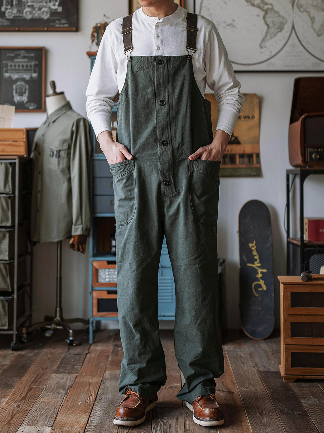 Pantalón de tirantes auténtico