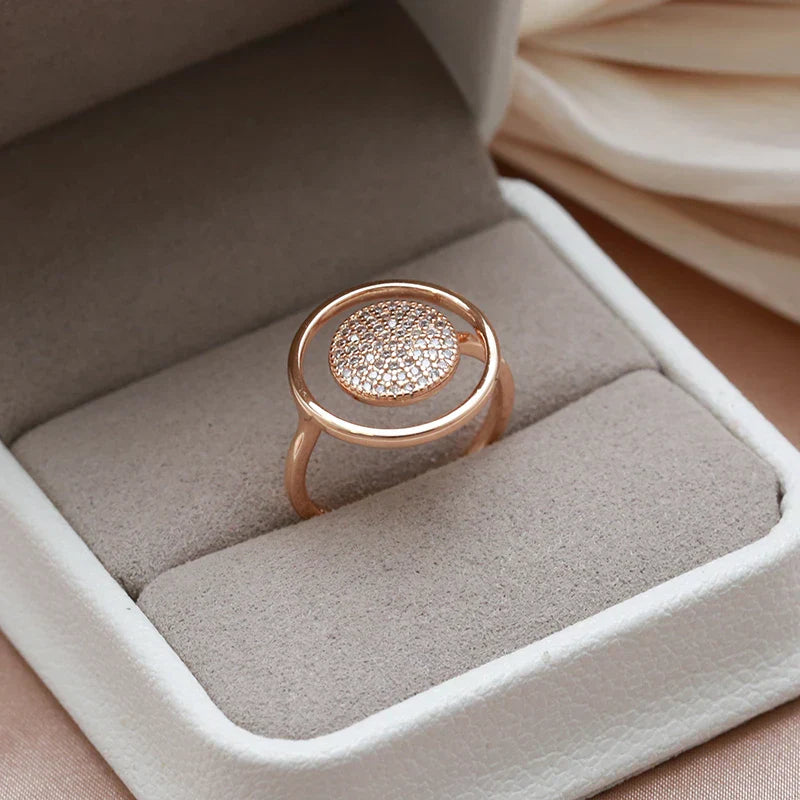 Anel feminino único com revestimento completo em zircónio, ouro rosa 585