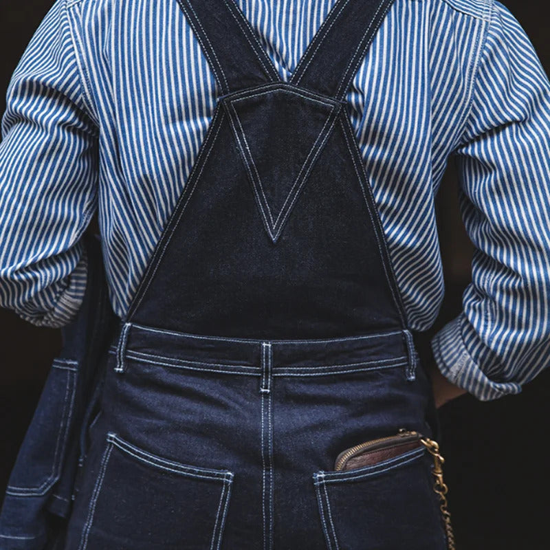 Pantalón de tirantes clásico atemporal