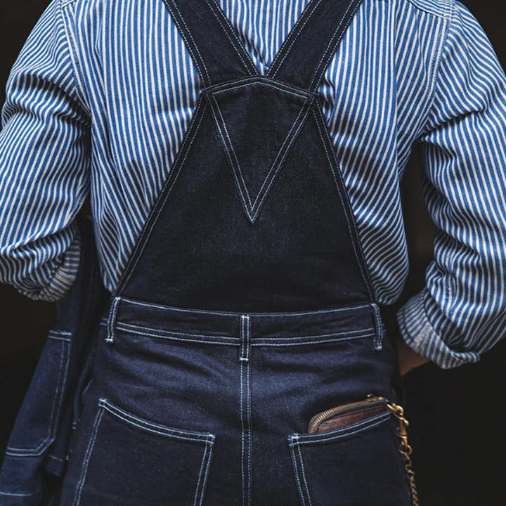 Pantalón de tirantes clásico atemporal