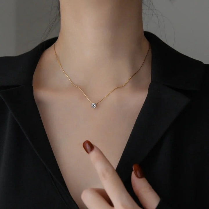 Colar em pedras de moissanite Cléa