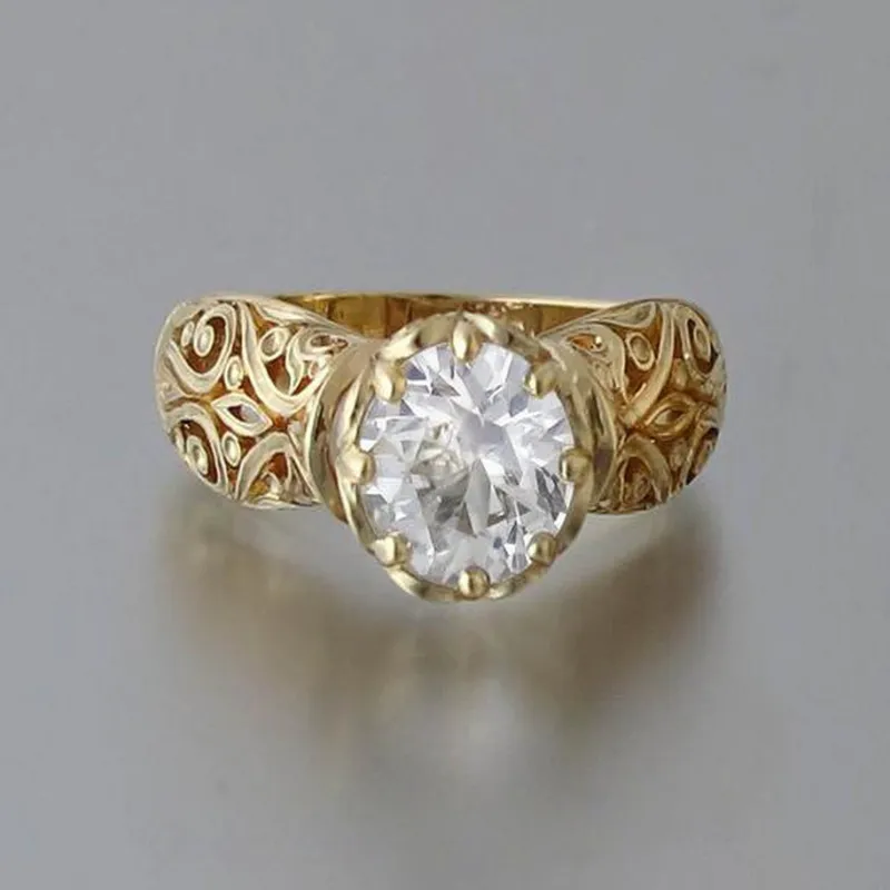 Elegante Anel em Cristal Branco