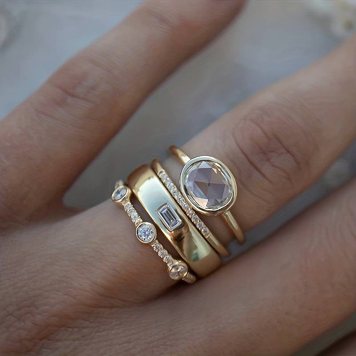 Anel de Ouro e Zircon Vintage