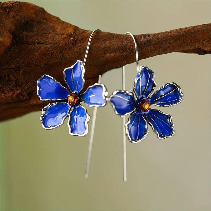 Brincos vintage em flores azuis