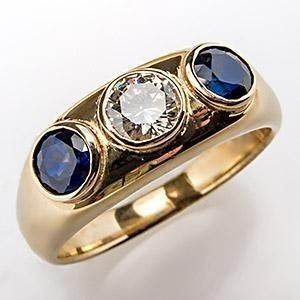 Anel Vintage em Ouro com Incrustação de Zircônia em Vidro Azul