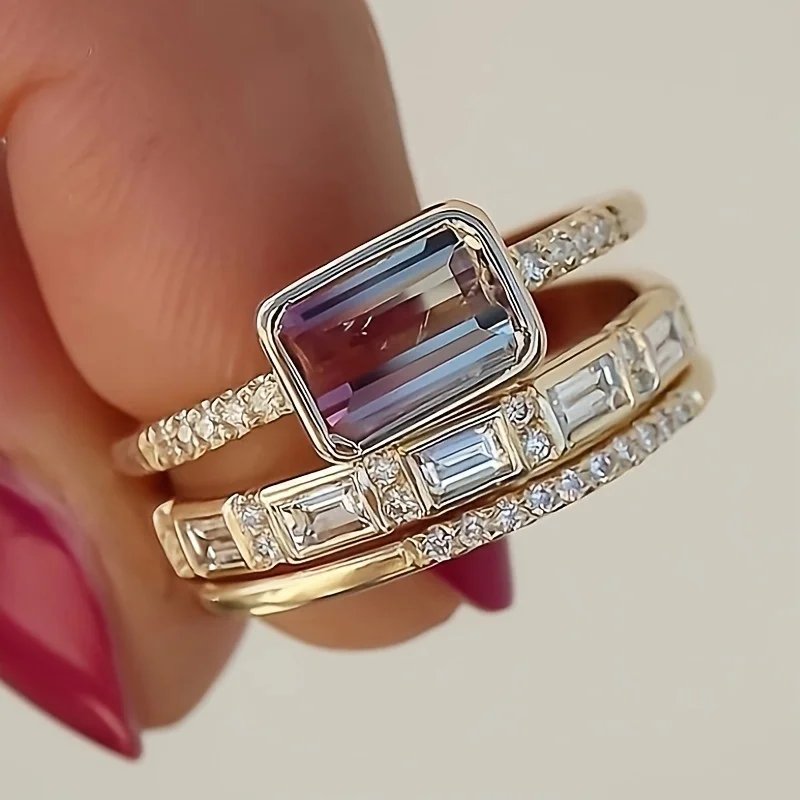 Conjunto de anéis em vidro brilhante