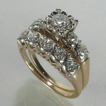 Anel Brilhante em Ouro Vintage